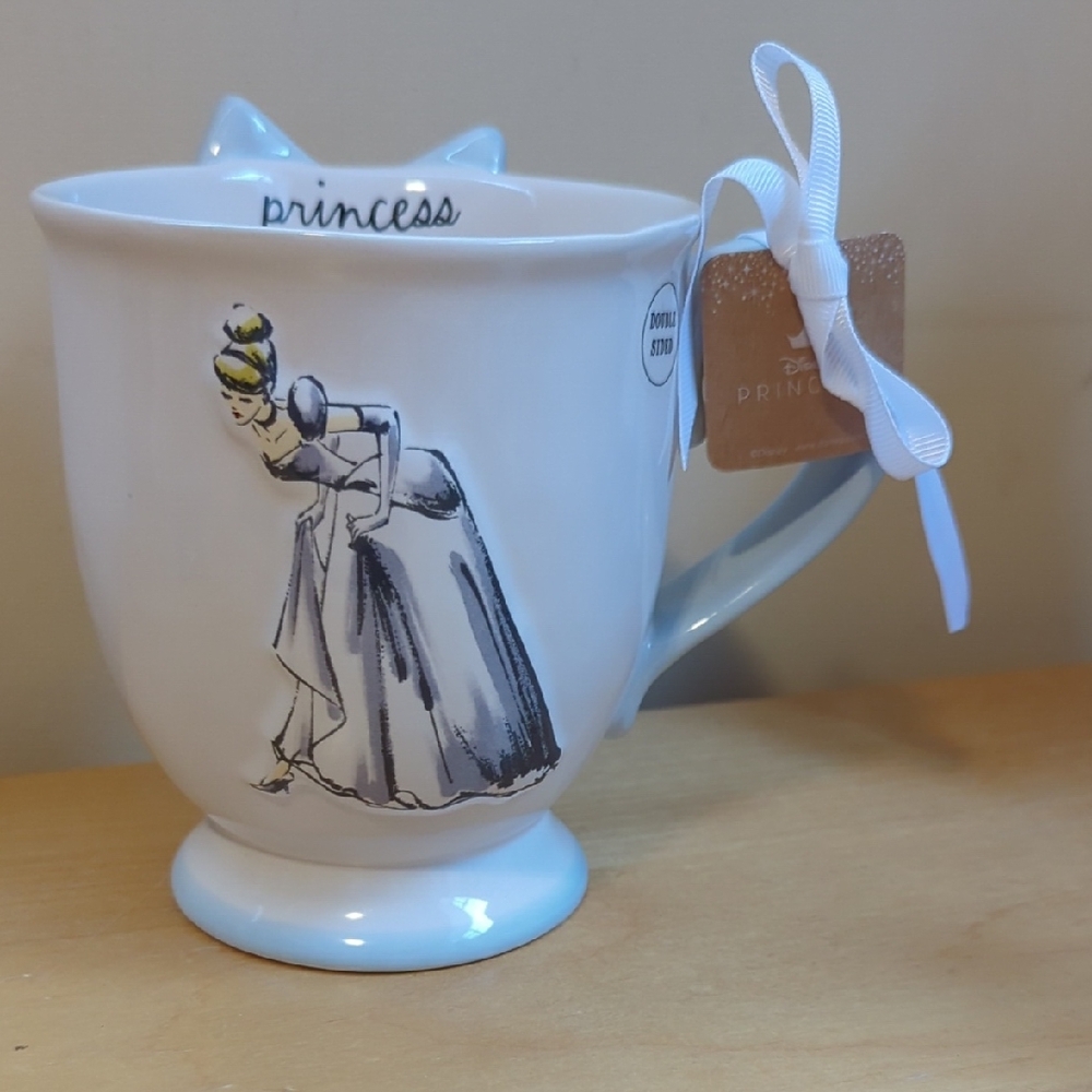 Disney Rae Dunn Princess Cinderella Mug Brand New